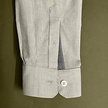 Cuff placket for men’s or boys’ shirt