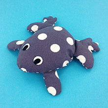 Bean bag frog
