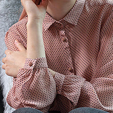 Cuff placket for women’s shirt