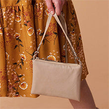 Shoulder purse