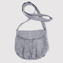 Shoulder purse for a child