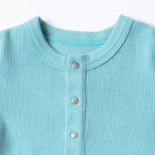 Neckline placket for a jersey garment