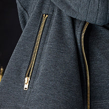 In-seam zippered pocket